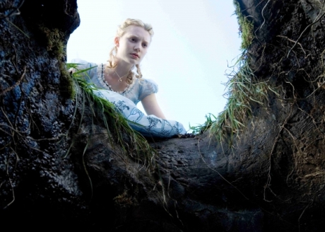 Mia Wasikowska in 'Alice in Wonderland'