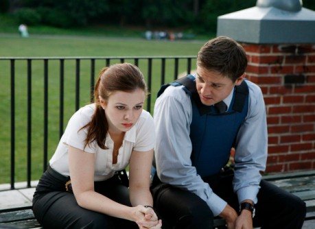 Amber Tamblyn & Jeremy Renner in 'The Unusuals'